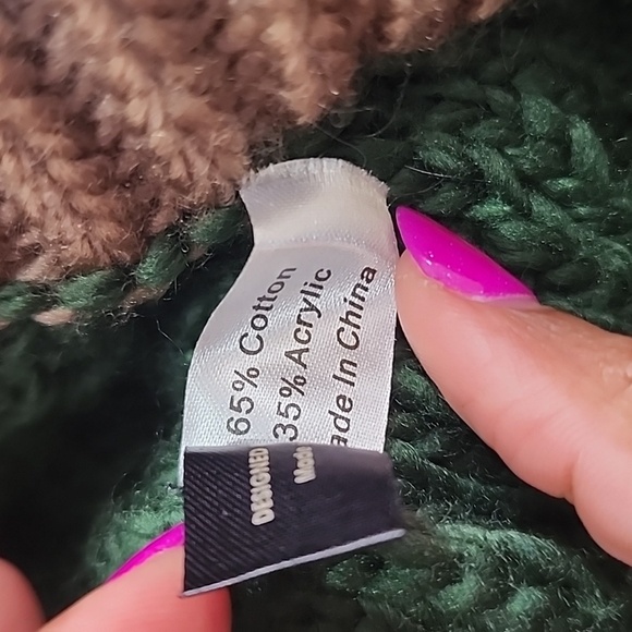 Artic Paw Kids Forest Green & Chocolate Brown Soft Clean Cable Knit Warm Hat - Picture 5 of 9